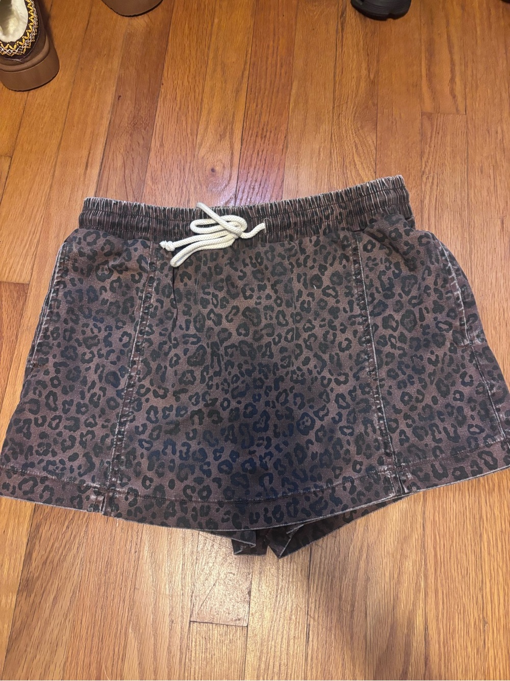 Trendy boutique Brown Leopard Print Drawstring Bike Shorts